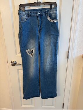 Women's Blue Embellished Straight-Leg Jeans